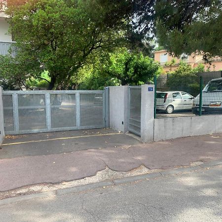 Appartement En Residence Climatise Avec Parking Монпелие Екстериор снимка