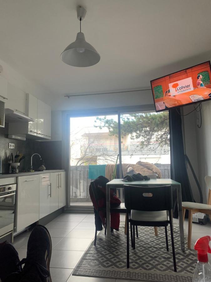Appartement En Residence Climatise Avec Parking Монпелие Екстериор снимка