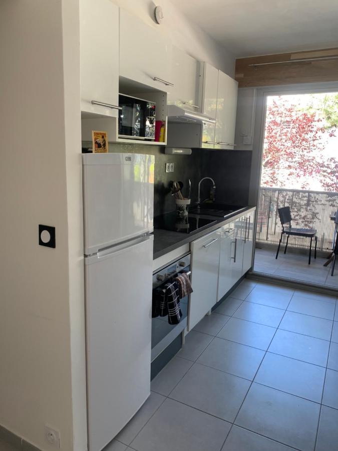 Appartement En Residence Climatise Avec Parking Монпелие Екстериор снимка