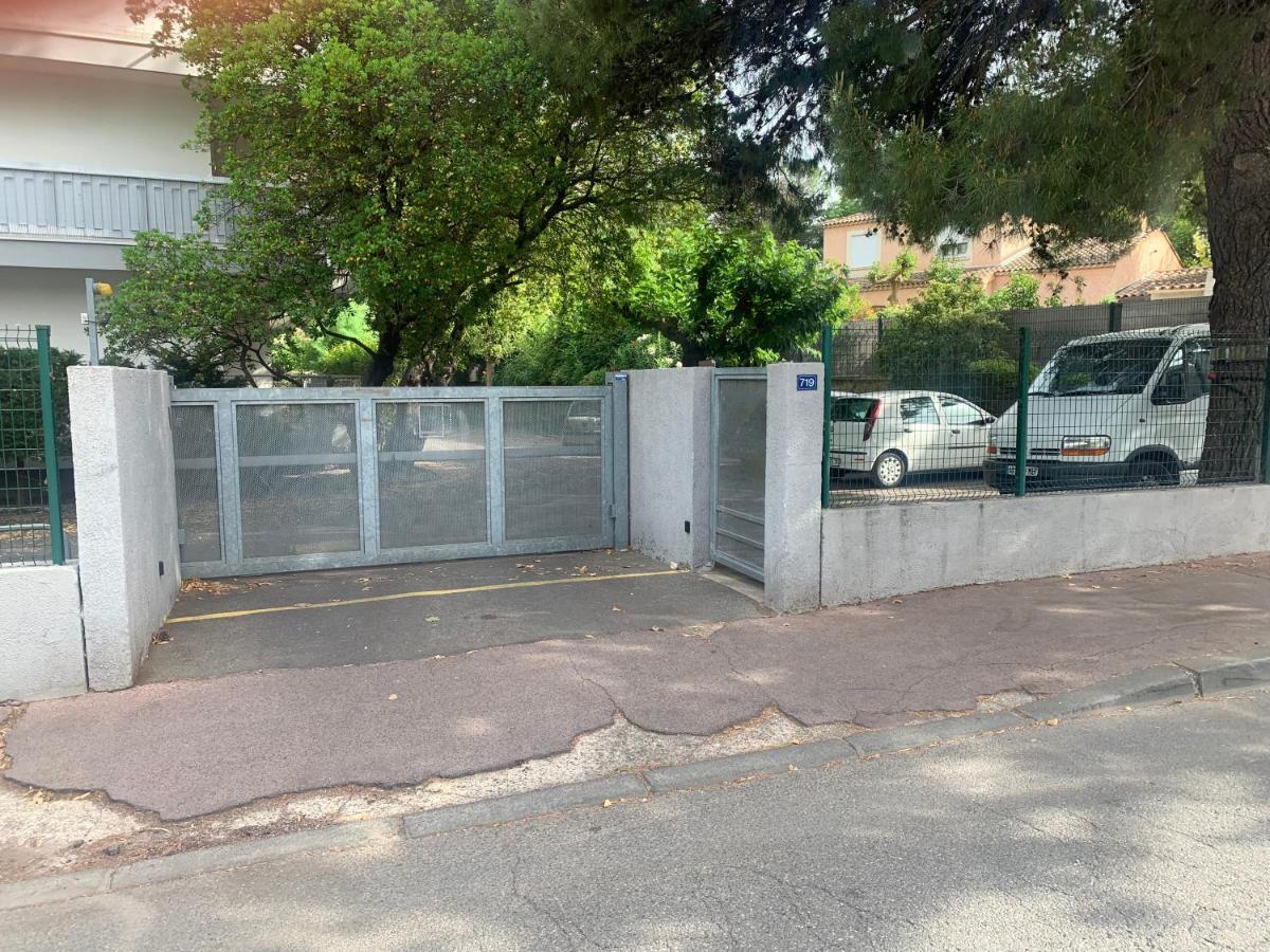 Appartement En Residence Climatise Avec Parking Монпелие Екстериор снимка